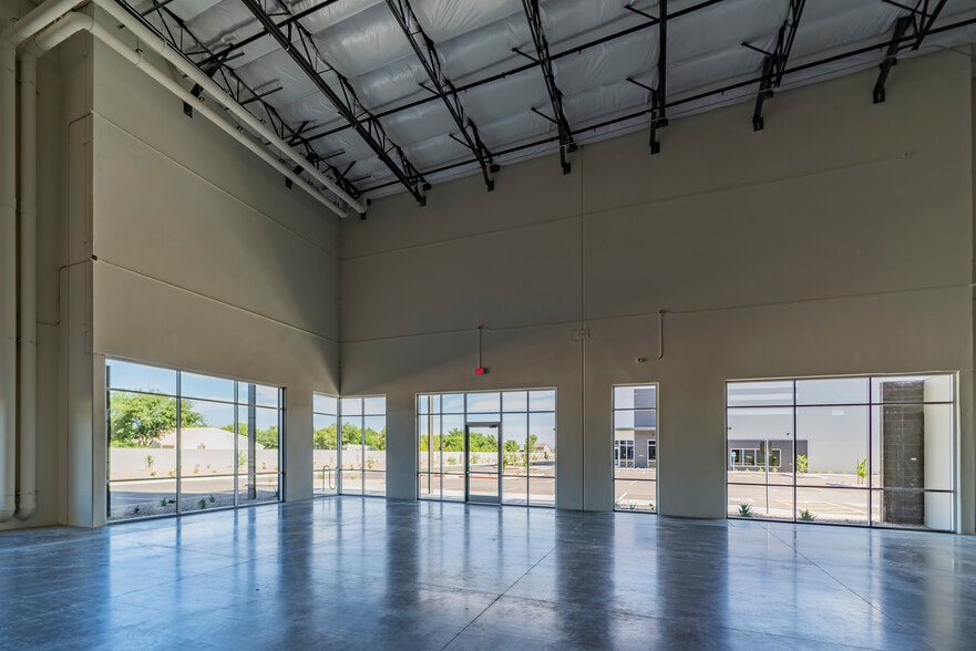 More Photos Of 4465 E Nunneley Rd, Gilbert Warehouse For Lease
