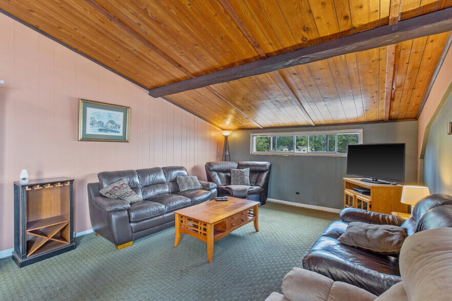 More Photos Of 356 King St, Fair Haven Marina For Sale