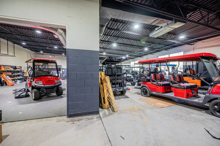 More Photos Of 1614 Franklin Rd, Brentwood Storefront Retail Office For Sale