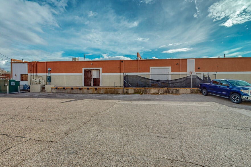 More Photos Of 1823 Commercial St NE, Albuquerque Warehouse For Sale