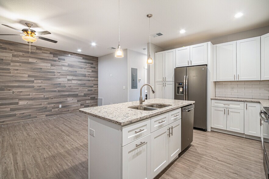 More Photos Of 7935 6th St, Wellington Office Residential For Sale