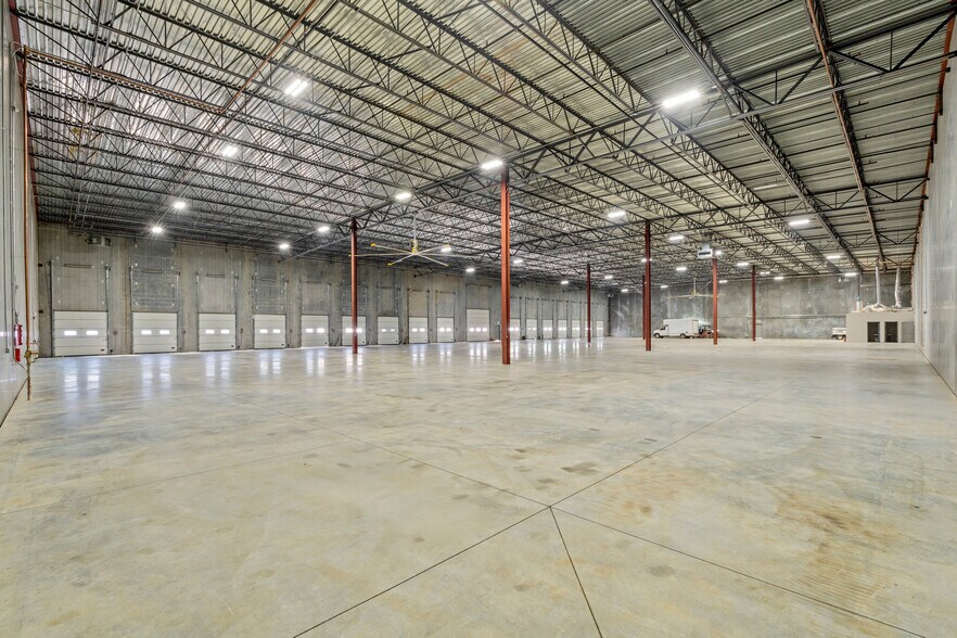 More Photos Of 9540 Rodney St, Pineville Industrial For Sale
