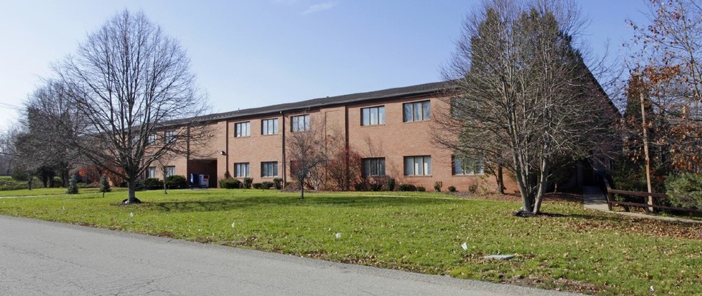 Primary Photo Of 2600 Boyce Plaza Rd, Pittsburgh Office For Lease