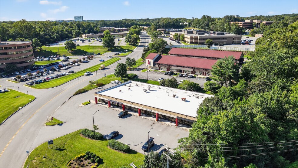 More Photos Of 7304 Parkway Dr, Hanover Freestanding For Lease