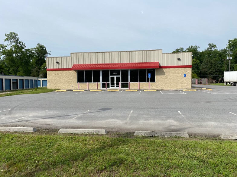 Primary Photo Of 9018 Us Highway 82, Alapaha Freestanding For Lease