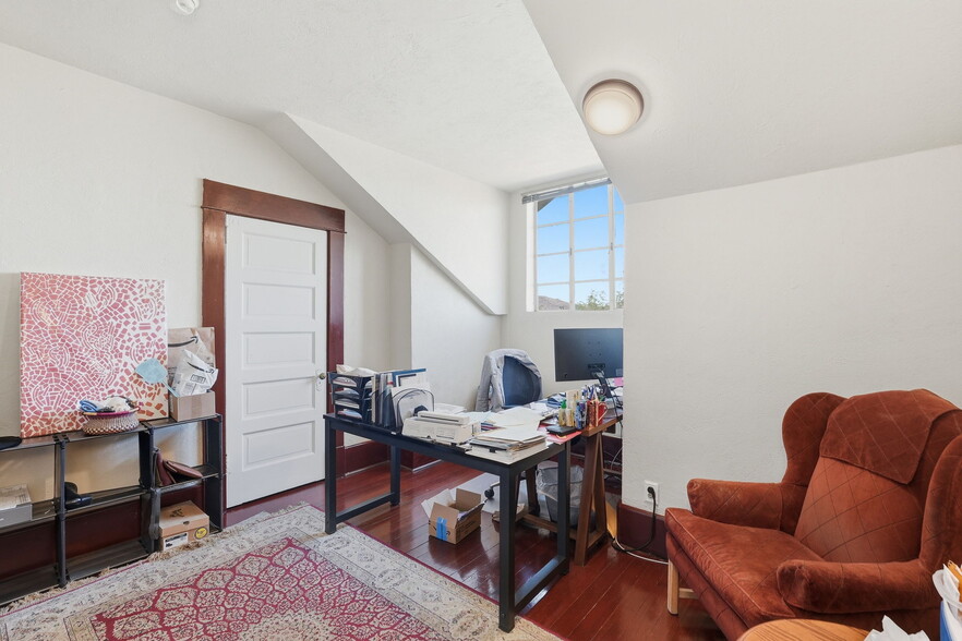 More Photos Of 1004 N 6th Ave, Tucson Office For Sale