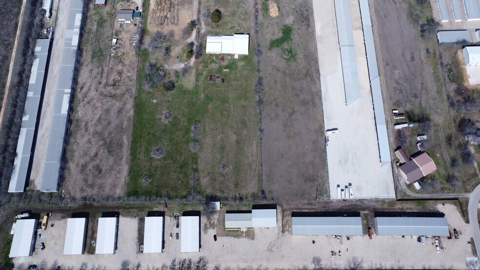 More Photos Of 4632 CR 617, Alvarado Industrial For Lease