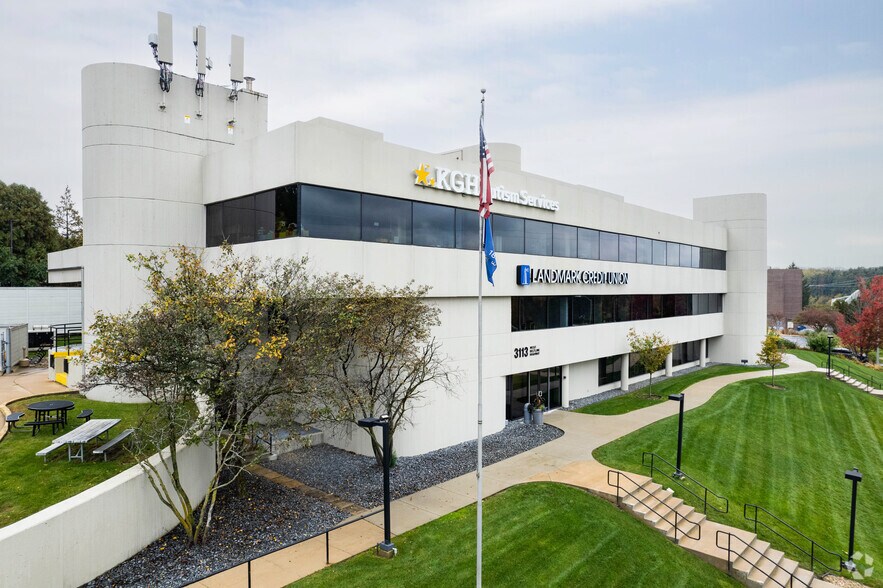 More Photos Of 3001 W Beltline Hwy, Madison Unknown For Lease