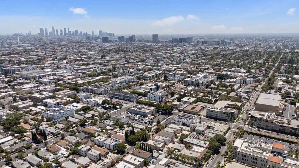 More Photos Of 737 N Ridgewood Pl, Los Angeles Apartments For Sale