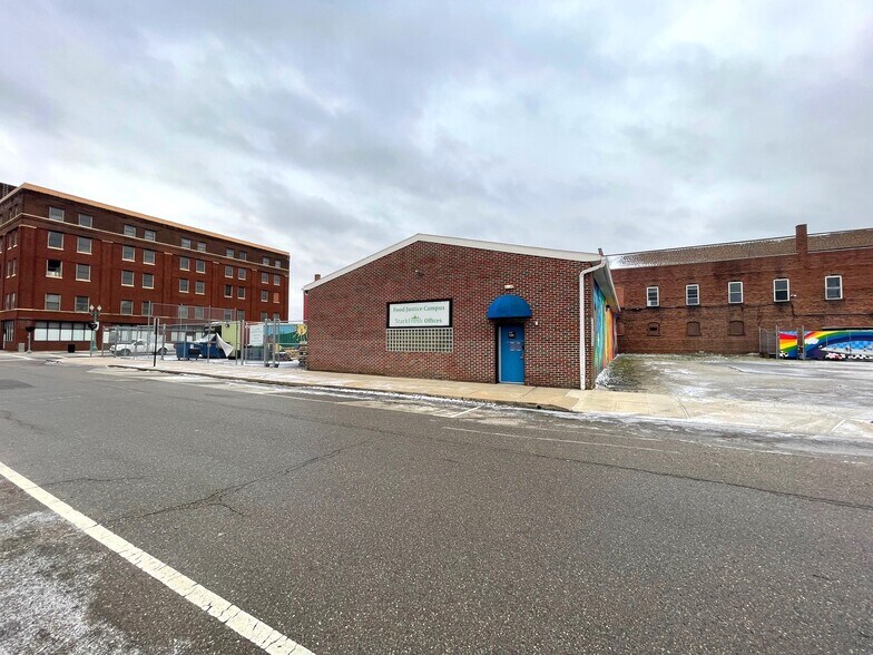 More Photos Of 321 Cherry Ave NE, Canton Storefront Retail Office For Sale