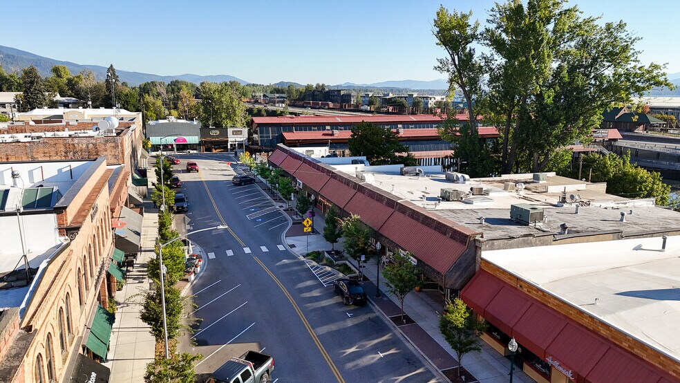 More Photos Of 308-326 N 1st Ave, Sandpoint Storefront For Sale