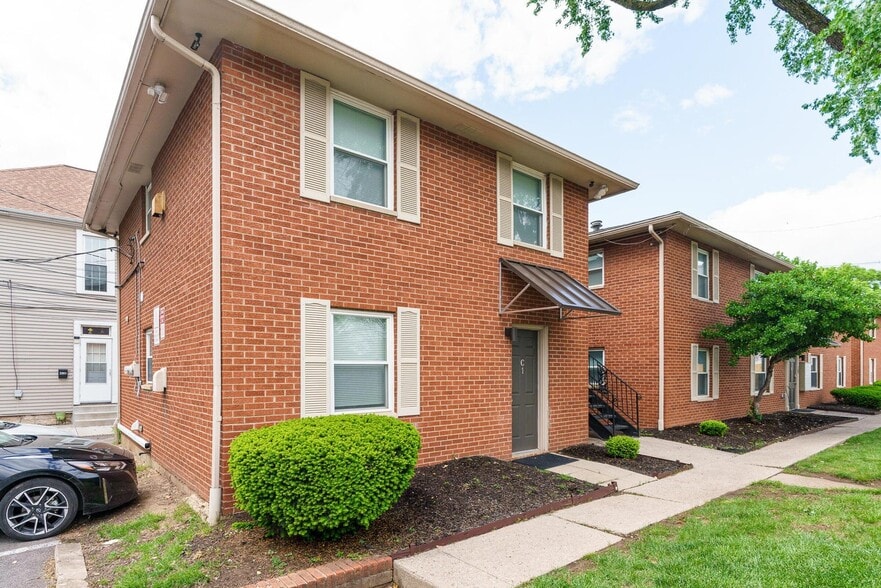 More Photos Of 295 Thurman Ave, Columbus Apartments For Sale