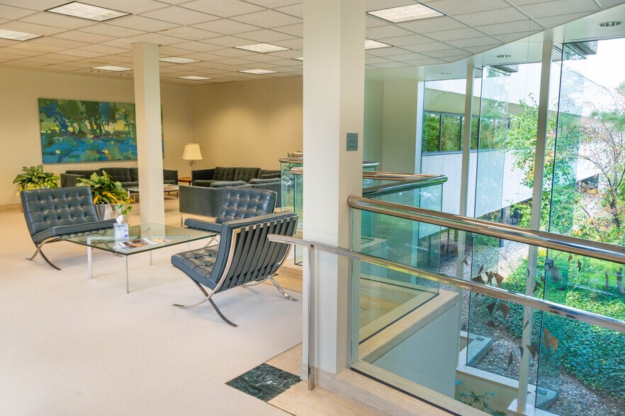 More Photos Of 120 W Saginaw St, East Lansing Medical For Lease