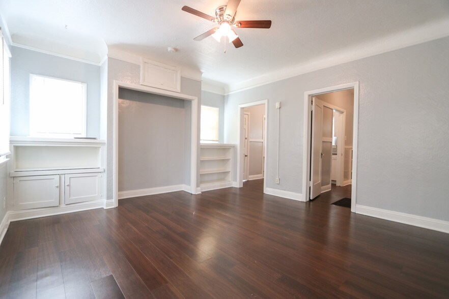 More Photos Of 707 E 7th St, Long Beach Apartments For Sale