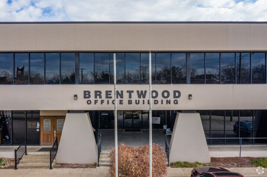 More Photos Of 116 Wilson Pike Cir, Brentwood Office For Lease