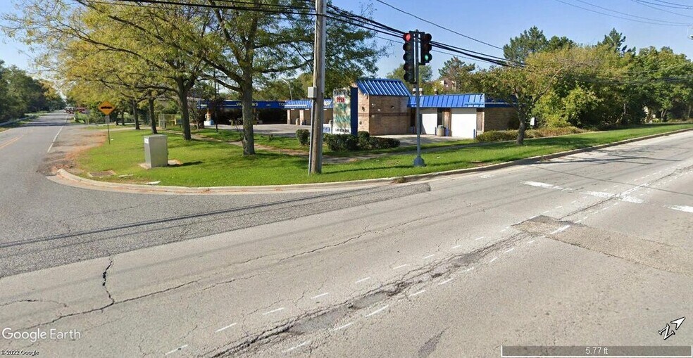 More Photos Of 800 N River Rd, Mount Prospect Specialty For Sale