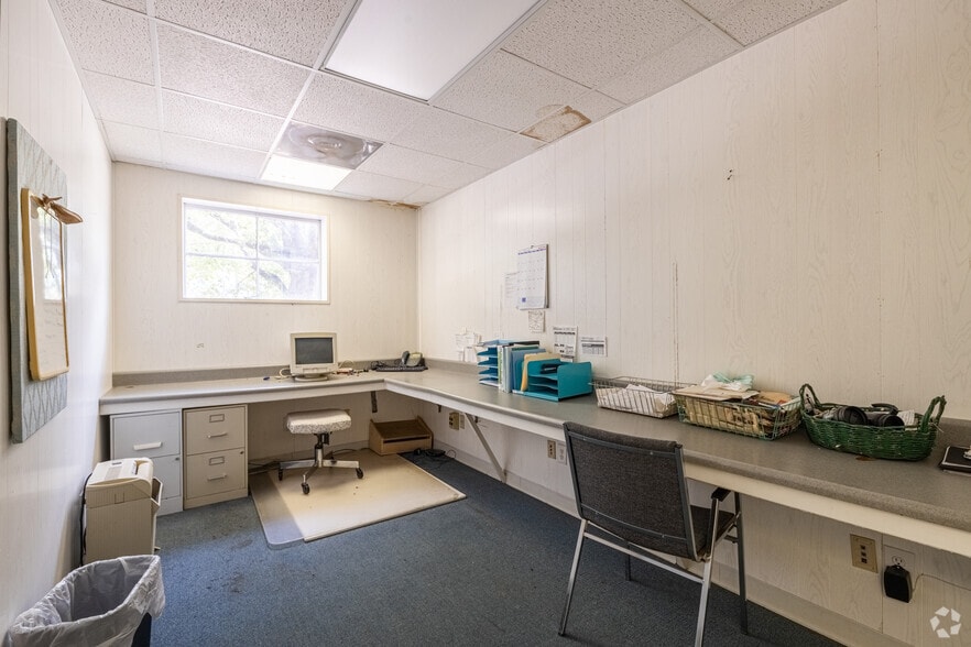 More Photos Of 615 Mulberry St, Louisville Industrial For Sale