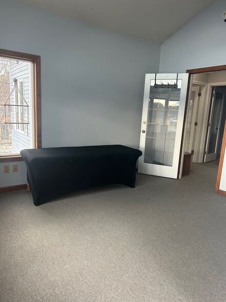 More Photos Of 960 Tiogue Pl, Coventry Coworking Space