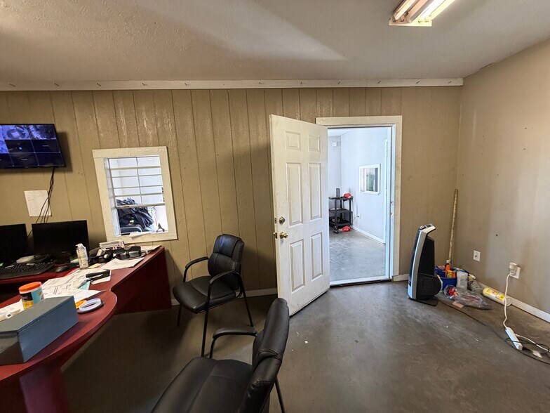 More Photos Of 419 Hamilton Crossing Rd NW, Cartersville Industrial For Sale