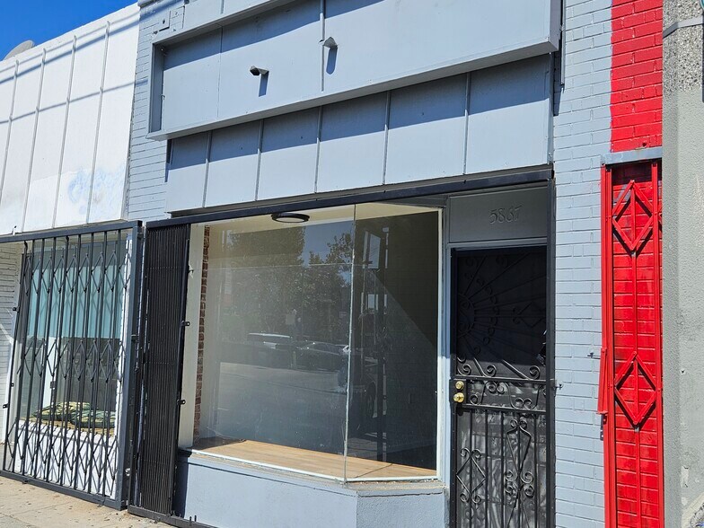More Photos Of 5865-5871 Melrose Ave, Los Angeles Storefront Retail Office For Lease