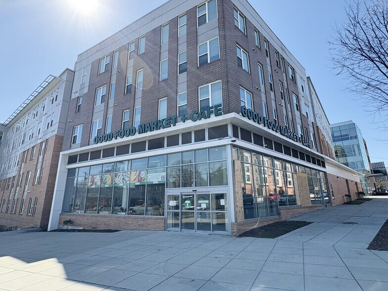 More Photos Of 4001 S Capitol St, Washington Apartments For Lease