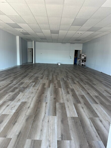 More Photos Of 1380-1382 Dixwell Ave, Hamden Freestanding For Lease