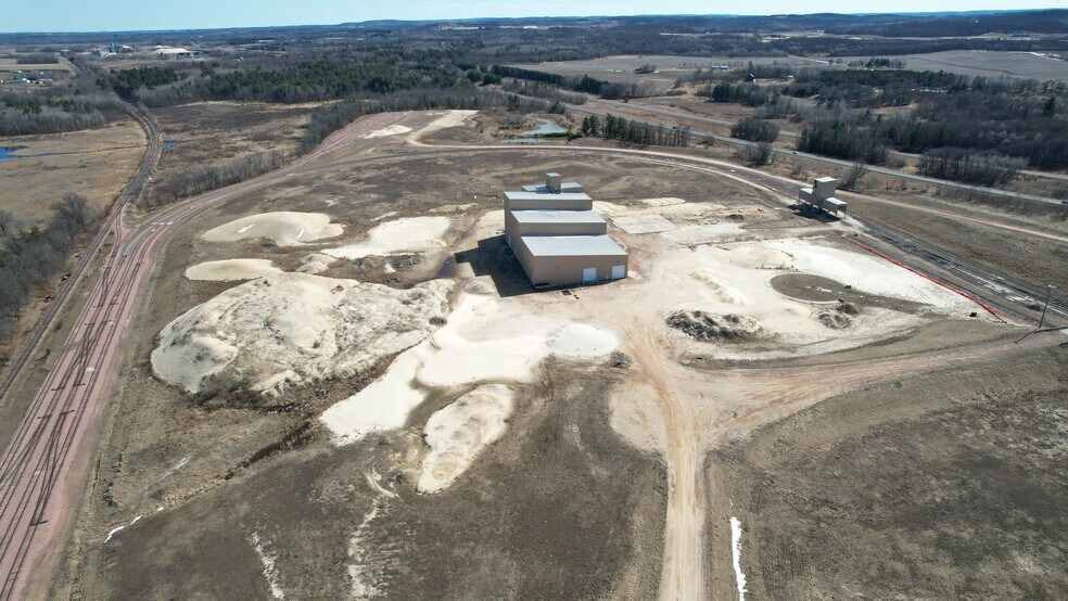 More Photos Of 512 County Highway SS, New Auburn Railroad Yard For Sale