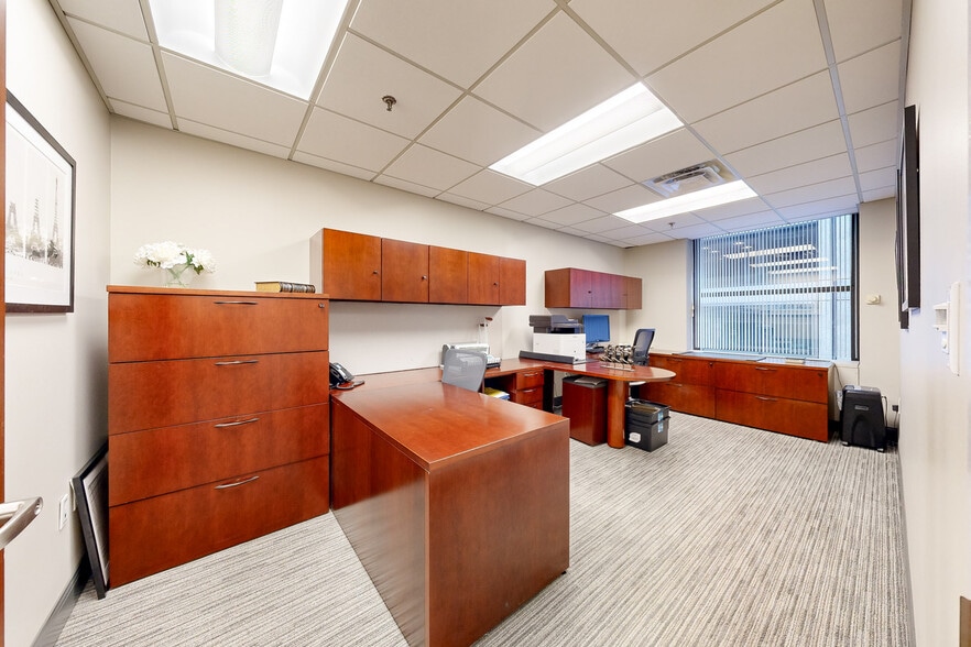 More Photos Of 185 Devonshire St, Boston Office For Sale