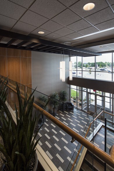 More Photos Of 10111 E 21st St N, Wichita Medical For Lease