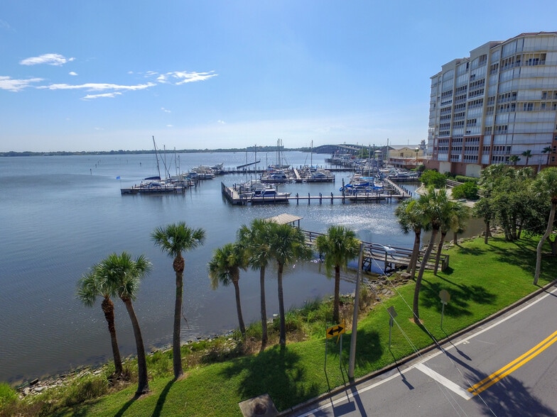 More Photos Of 150 Peachtree St, Cocoa Apartments For Sale