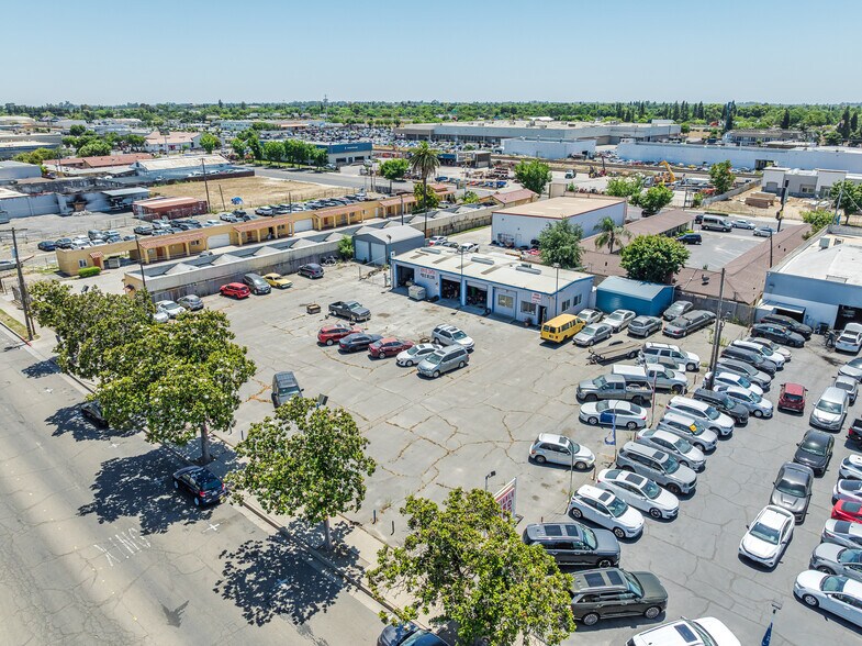 More Photos Of 1450 W Main St, Merced Auto Repair For Sale
