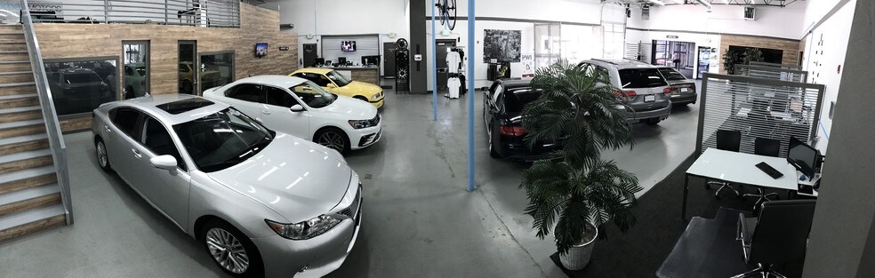 More Photos Of 1840 Wadsworth Blvd, Lakewood Freestanding For Sale