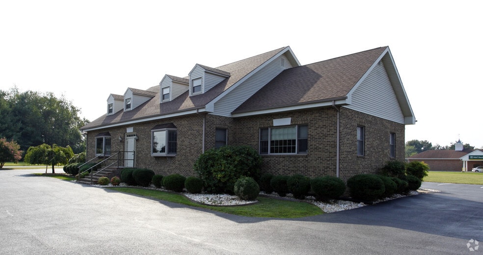 More Photos Of 1991 S State St, Dover Office For Lease