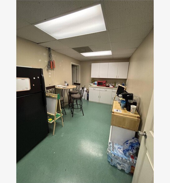 More Photos Of 120 Ponderosa Dr, Christiansburg Medical For Lease