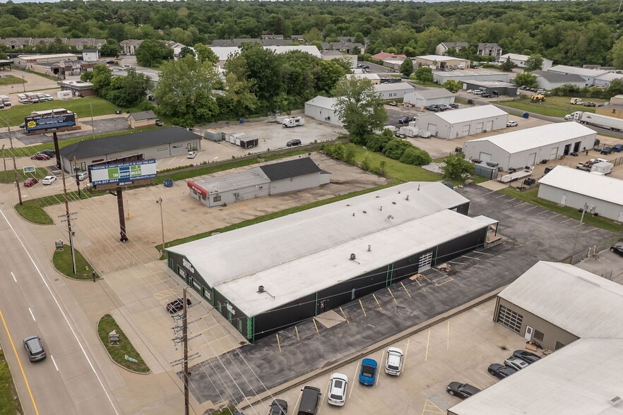 More Photos Of 4516 S St Peters Pky, Saint Charles Auto Dealership For Sale