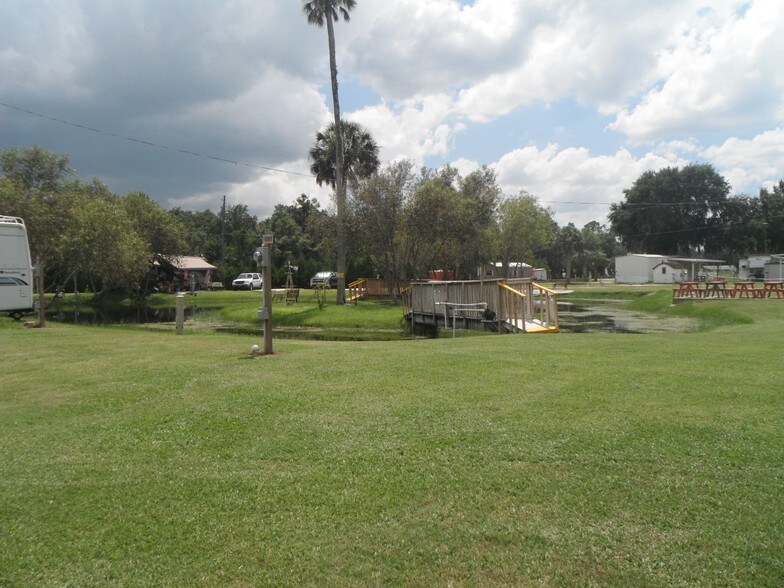 More Photos Of 937 Sabal Palm Dr, Zolfo Springs Manufactured Housing Mobile Home Park For Sale