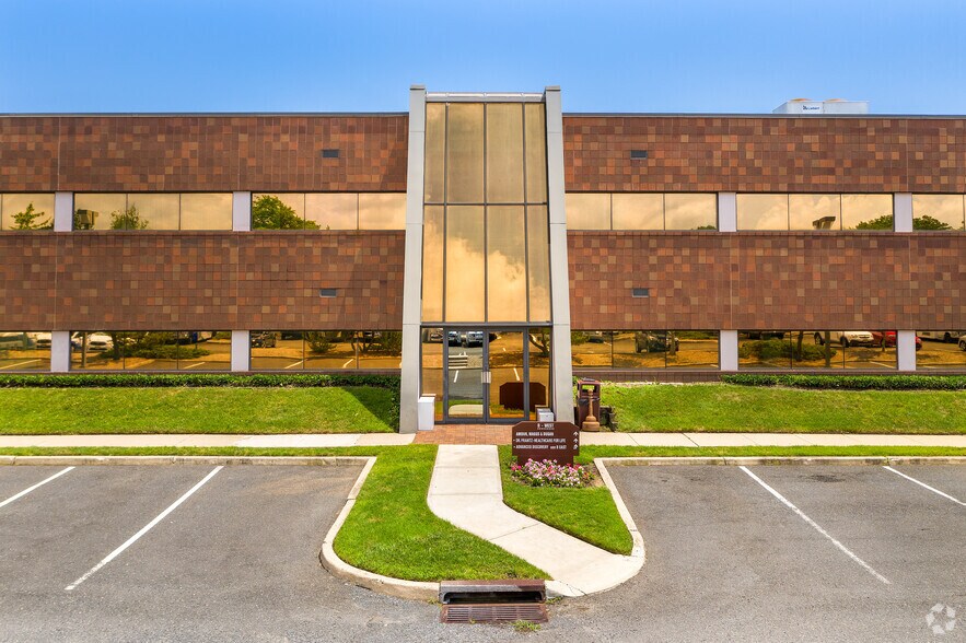 More Photos Of 1 Industrial Way W, Eatontown Light Distribution For Lease