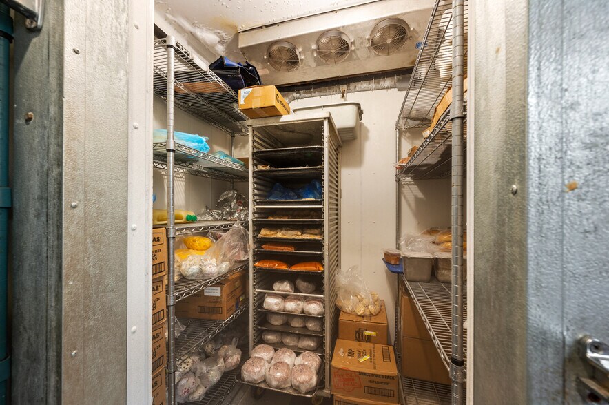 More Photos Of 4113 Main St, Fish Creek Storefront Retail Residential For Sale