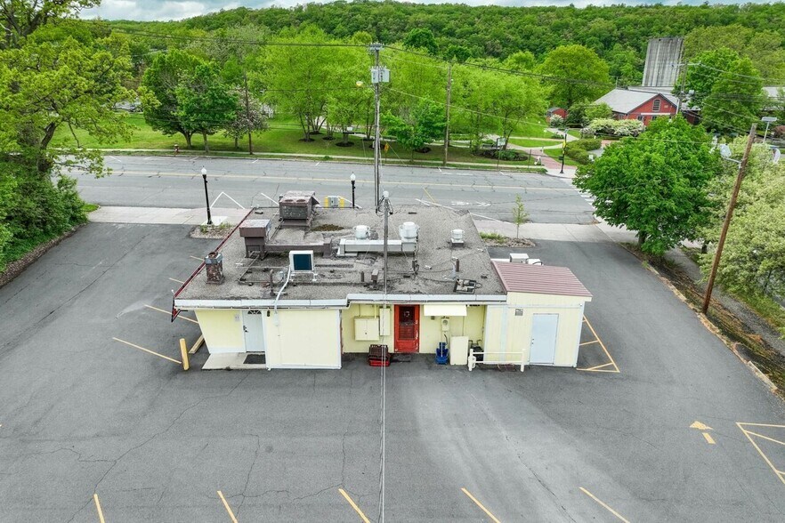 More Photos Of 7 Avenue A, Turners Falls Restaurant For Sale