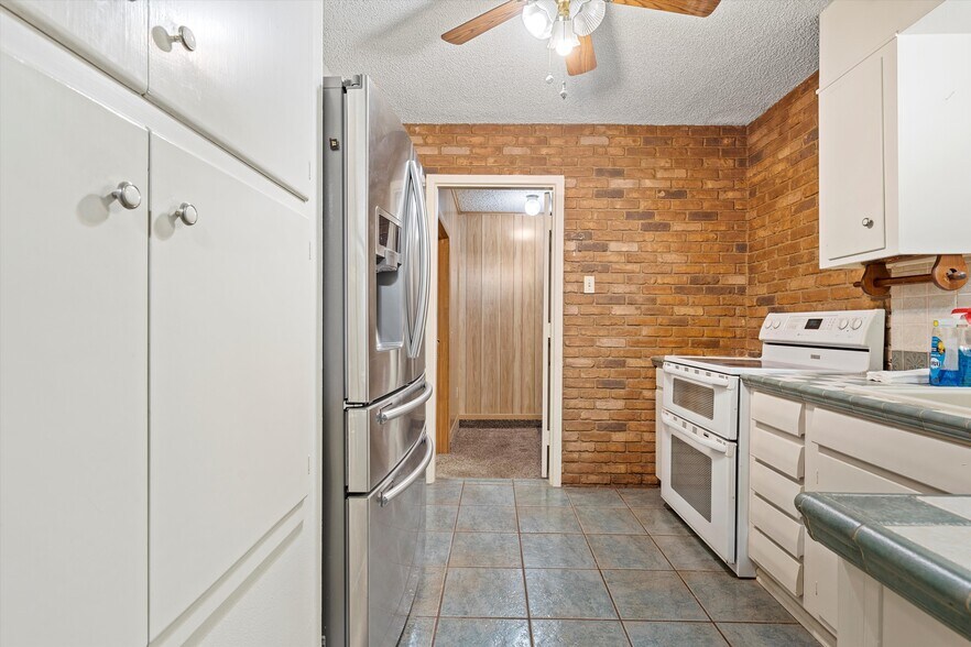 More Photos Of 708 Bradford St, Waco Specialty For Sale