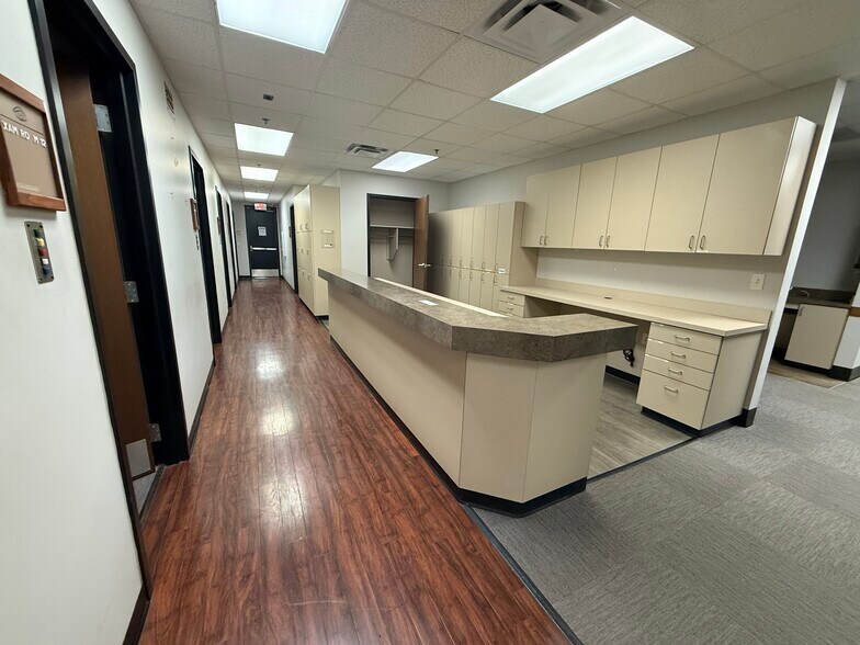 More Photos Of 3415 Golden Rd, Tyler Office For Lease