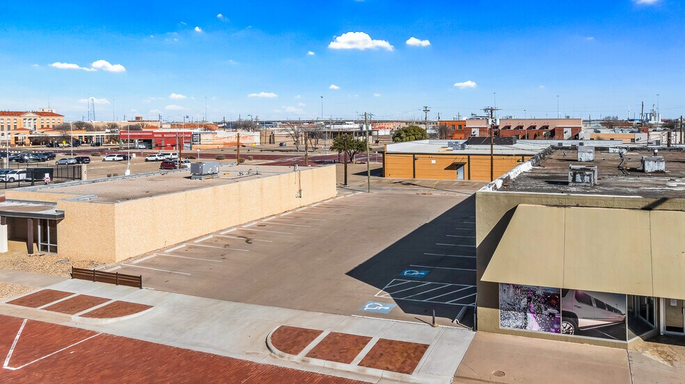 Primary Photo Of 1413 Texas Ave, Lubbock Land For Sale