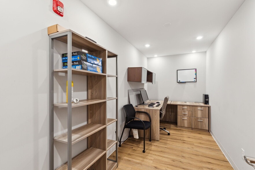 More Photos Of 6713 Ogontz Ave, Philadelphia Office For Lease