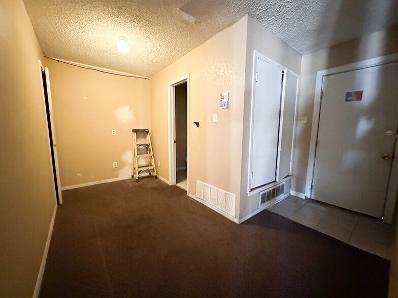 More Photos Of 2210 E Highway 190, Copperas Cove Freestanding For Sale