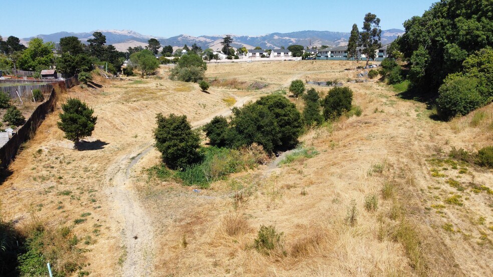 More Photos Of 11 Hill Cir, Salinas Land For Sale