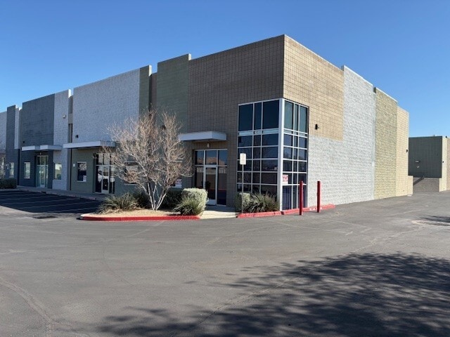 More Photos Of 20634 N 28th St, Phoenix Warehouse For Sale