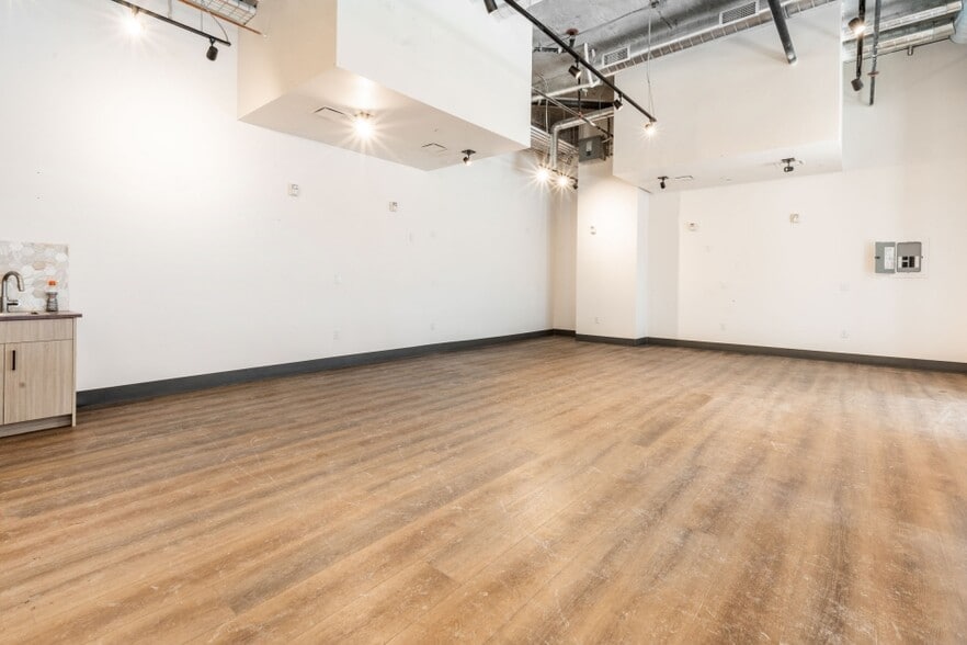 More Photos Of 2417 West High Mountain Rd, Park City Hotel For Lease