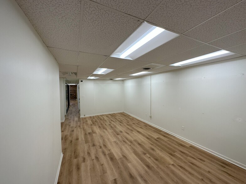 More Photos Of , Baton Rouge Office For Sale
