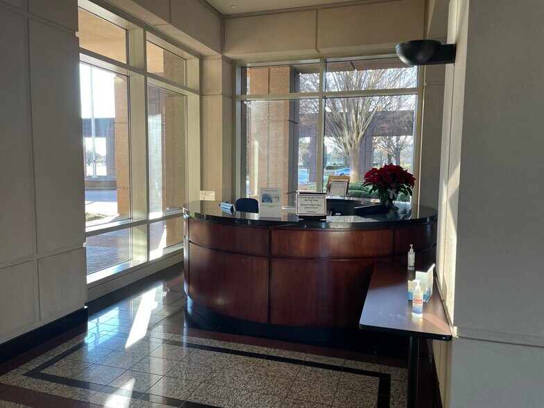 More Photos Of 907 Explorer Blvd NW, Huntsville Office For Lease