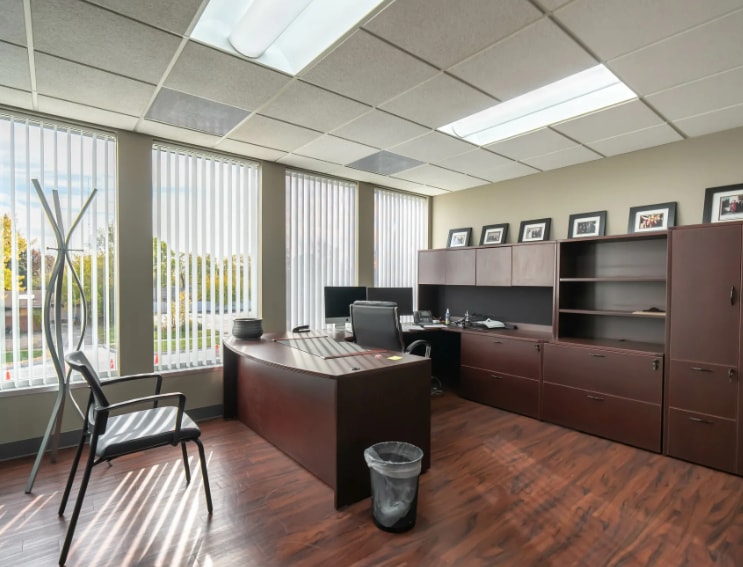 More Photos Of 17000 W Ten Mile Rd, Southfield Office For Sale